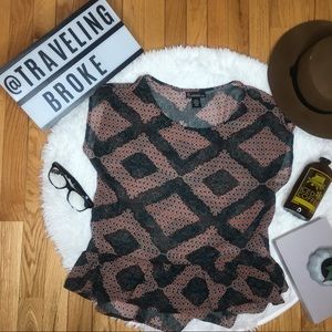 Contemporary Style Signature Studio Sheer Blouse M